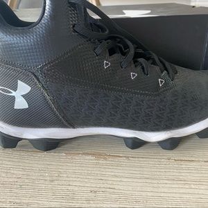 Under Armour sz11 Mens Football Cleats. Used 1x Black
